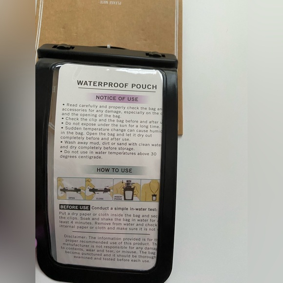 Oak and Reed Waterproof Crossbody Phone Pouch Bag, Crossbody Bag, Black Pouch - Picture 4 of 5